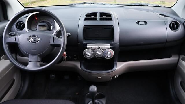 Occasion Daihatsu Sirion 69 PK (50 kW) 2006 Wit Hatchback