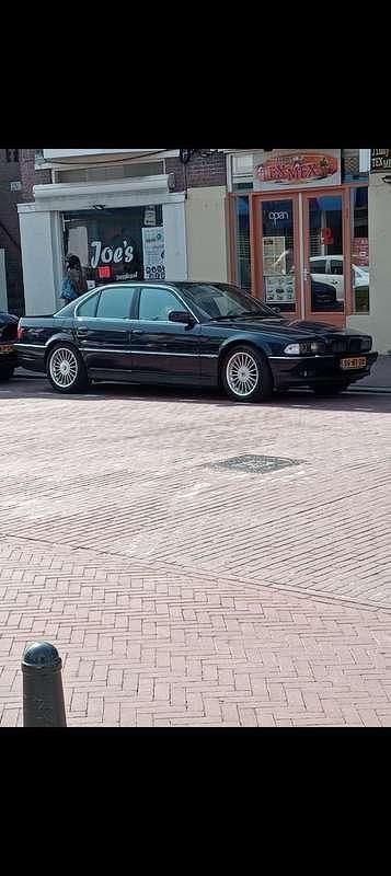 Gebruikt 1997 BMW 728 Executive Sedan | € 6.500 - Afbeelding 1/4