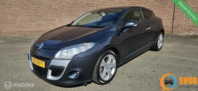 Zwart Gebruikt 2011 Renault Mégane Coupé Coupé | € 5.499 (Iets duurder) - Afbeelding 1/4