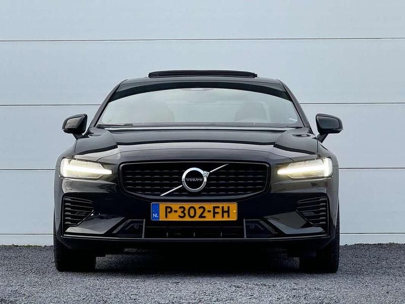 Occasion Volvo S60 R-Design 349 PK (256 kW) 2022 Zwart Sedan