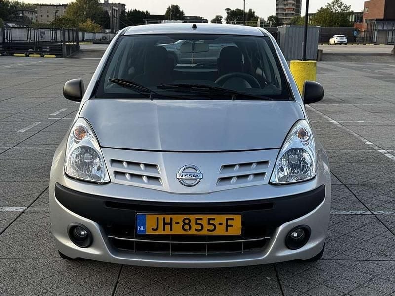Grijs Gebruikt 2012 Nissan Pixo Acenta Hatchback | € 2.900 (Eerlijke prijs) - Afbeelding 1/4