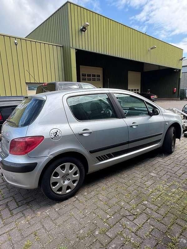 Occasion Peugeot 307 Filou 88 PK (64 kW) 2005 Grijs