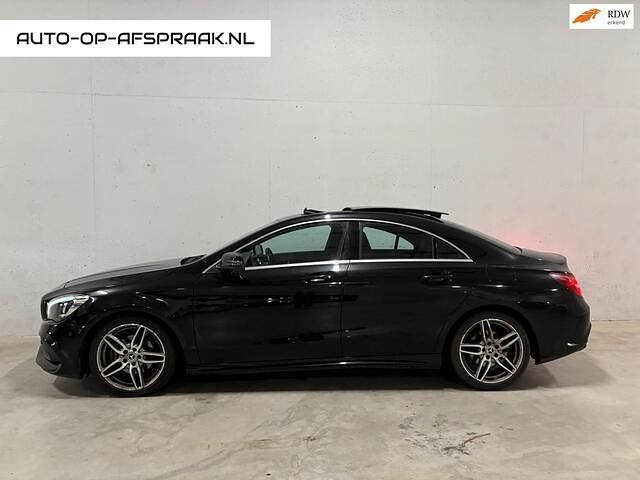 Zwart Gebruikt 2018 Mercedes CLA180 AMG Sedan | € 17.888 (Eerlijke prijs) - Afbeelding 1/4