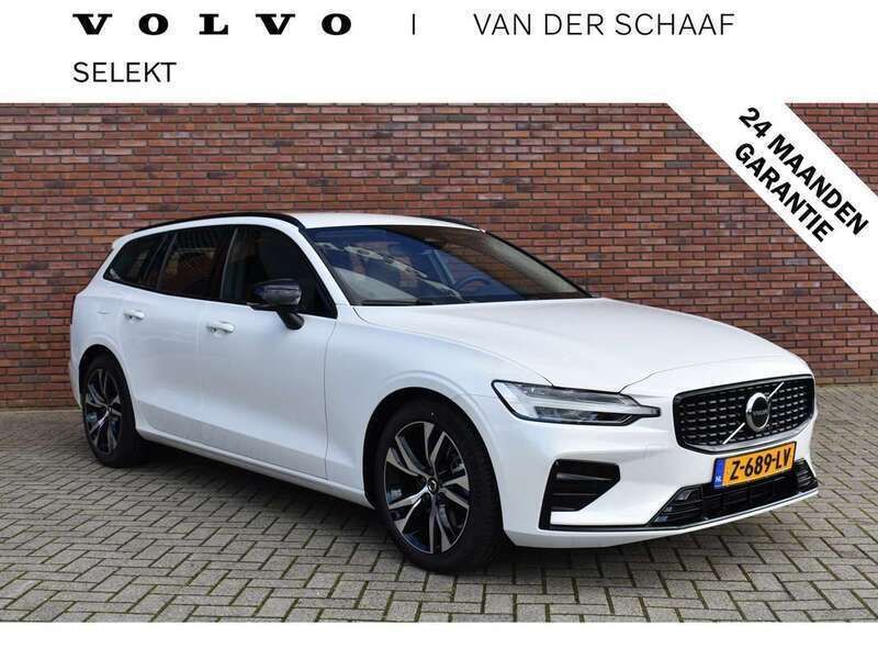 Wit, metallic lak Gebruikt 2024 Volvo V60 Plus Stationwagen | € 44.400 (Eerlijke prijs) - Afbeelding 1/4