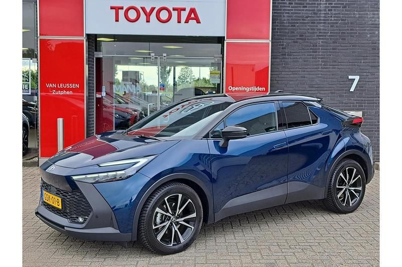 Blauw Gebruikt 2024 Toyota C-HR Edition SUV | € 34.489 (Duur) - Afbeelding 1/1
