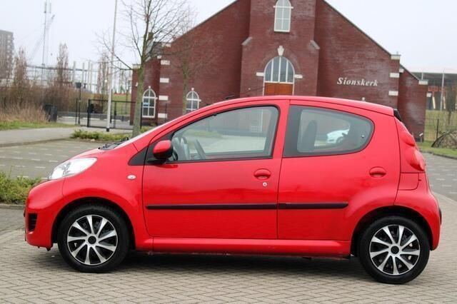 Occasion Peugeot 107 68 PK (50 kW) 2009 Rood Hatchback