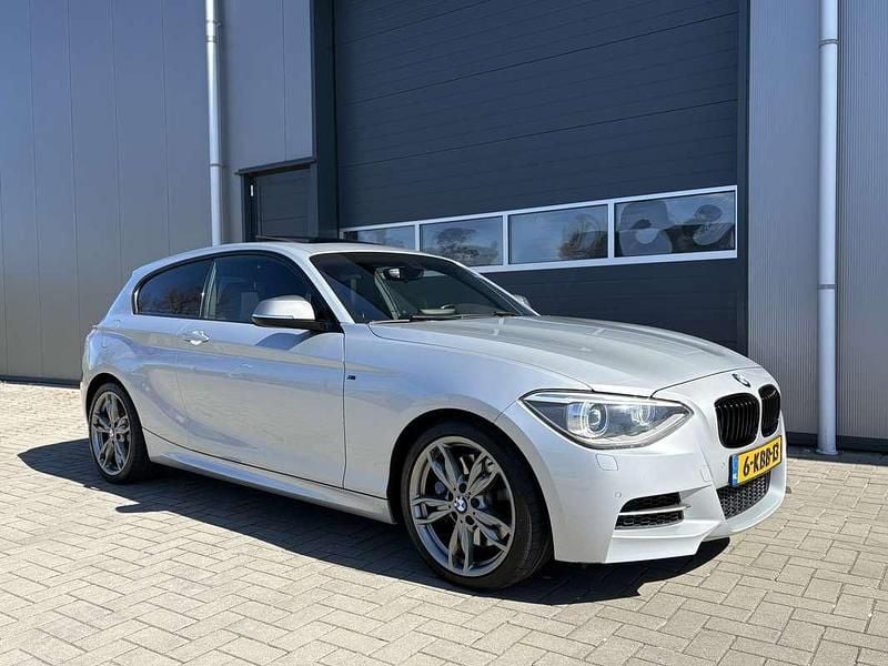 Occasion BMW M135 320 PK (235 kW) 2013 Grijs (metallic) Hatchback