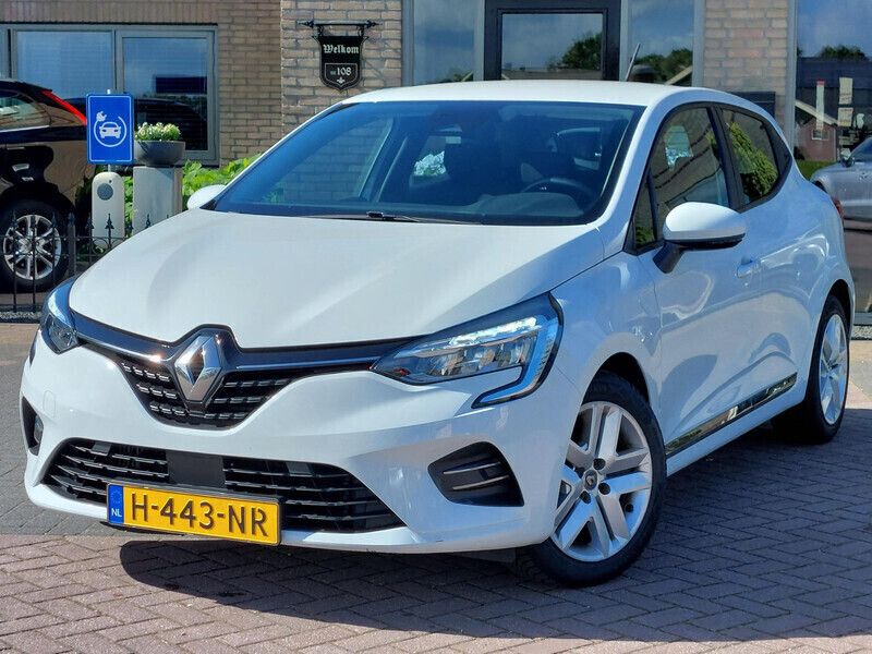 Wit Gebruikt 2020 Renault Clio V Zen Hatchback | € 12.200 (Eerlijke prijs) - Afbeelding 1/4