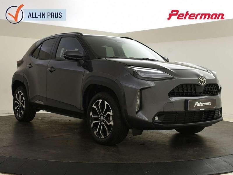Grijs Gebruikt 2024 Toyota Yaris Cross Style SUV | € 28.899 (Eerlijke prijs) - Afbeelding 1/4