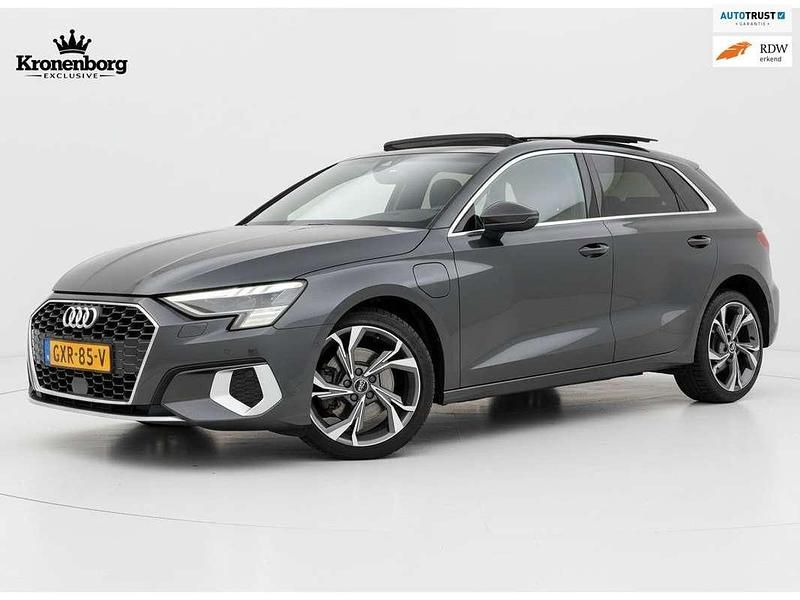 Occasion Audi A3 Sportback e-tron Business 150 PK (110 kW) 2021 Grijs Hatchback