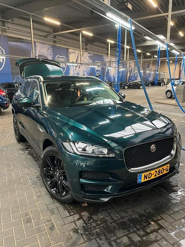 Occasion 2017 Jaguar F-Pace SUV | € 17.950 (Super prijs) - Afbeelding 1/4