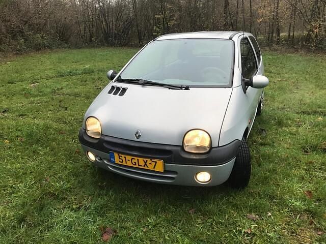 Grijs Gebruikt 2001 Renault Twingo Hatchback | € 900 (Eerlijke prijs) - Afbeelding 1/4