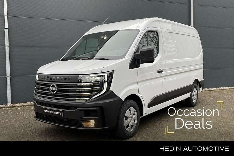 Wit Occasion 2025 Nissan Interstar Van | € 42.990 - Afbeelding 1/4