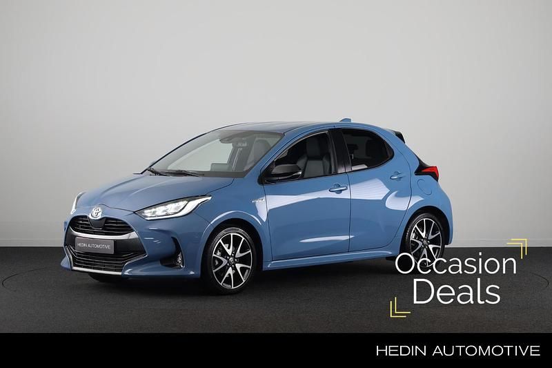 Blauw Occasion 2025 Toyota Yaris Hybrid Executive Hatchback | € 19.945 (Super prijs) - Afbeelding 1/3