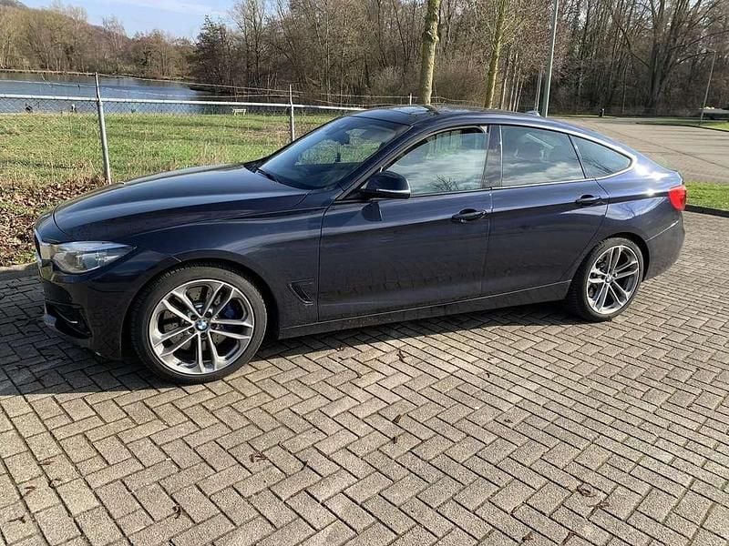 Occasion BMW 330 252 PK (185 kW) 2017 Blauw Sedan