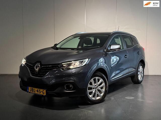 Grijs Gebruikt 2017 Renault Kadjar Intens SUV | € 12.650 (Eerlijke prijs) - Afbeelding 1/4