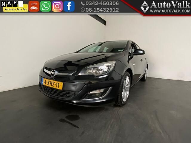 Zwart Gebruikt 2012 Opel Astra Edition Hatchback | € 4.949 (Eerlijke prijs) - Afbeelding 1/4
