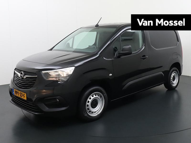 Zwart Gebruikt 2022 Opel Combo Edition MPV | € 11.640 (Eerlijke prijs) - Afbeelding 1/4