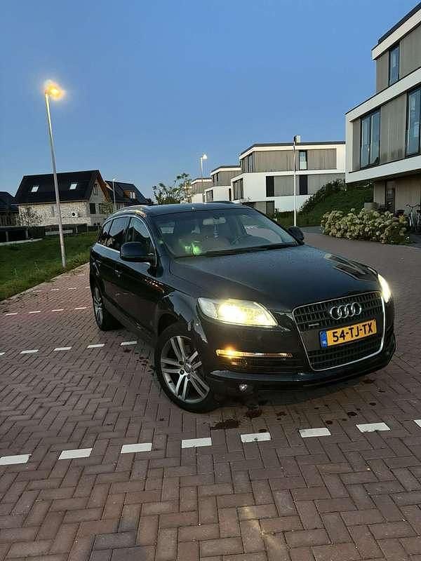 Blauw Occasion 2006 Audi Q7 SUV | € 5.995 (Eerlijke prijs) - Afbeelding 1/4