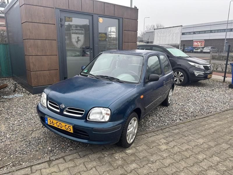 Blauw Occasion 2000 Nissan Micra Hatchback | € 990 (Eerlijke prijs) - Afbeelding 1/4