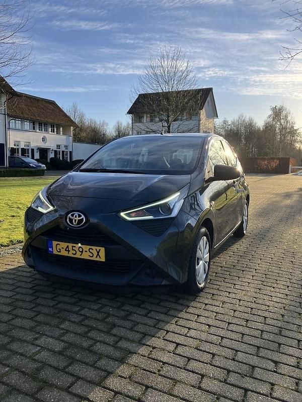 Occasion Toyota Aygo 2019 Grijs Hatchback