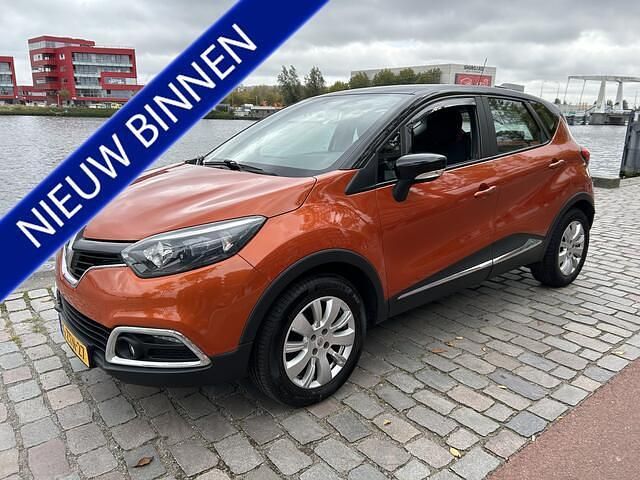 Oranje Gebruikt 2015 Renault Captur Expression SUV | € 7.950 (Goede deal) - Afbeelding 1/4