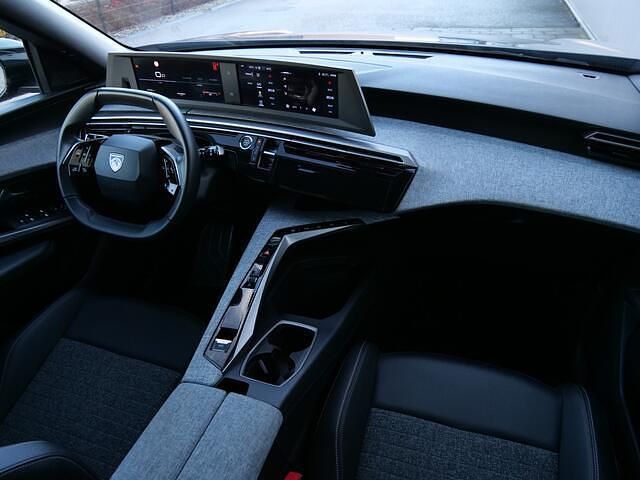 Occasion Peugeot 5008 Allure 145 PK (106 kW) 2025 Blauw SUV