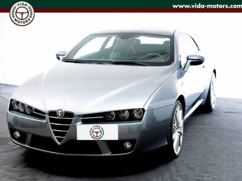 Grijsgrigio diamante Gebruikt 2006 Alfa Romeo Brera Coupé | € 20.700 - Afbeelding 1/4