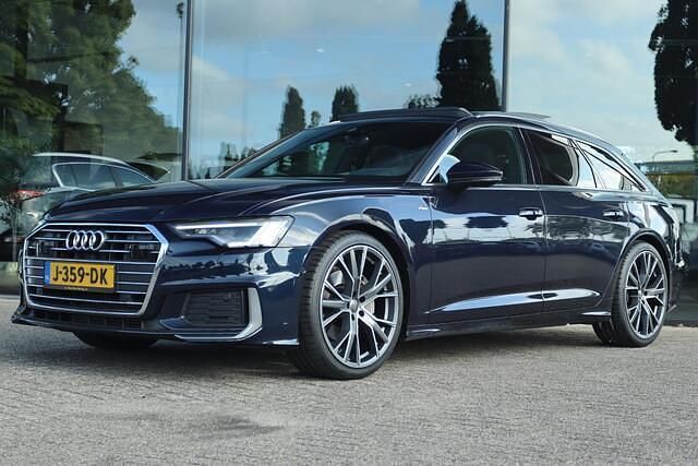 Blauw, metallic lak Gebruikt 2020 Audi A6 S-Line Stationwagen | € 35.700 (Iets duurder) - Afbeelding 1/4