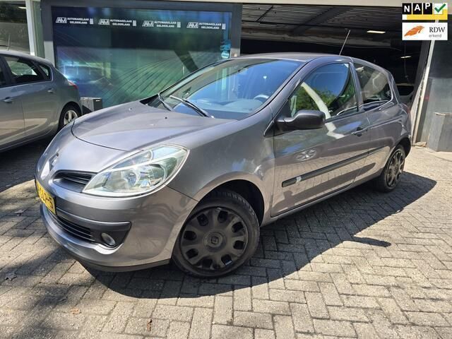 Grijs Gebruikt 2008 Renault Clio II Hatchback | € 3.950 (Duur) - Afbeelding 1/4