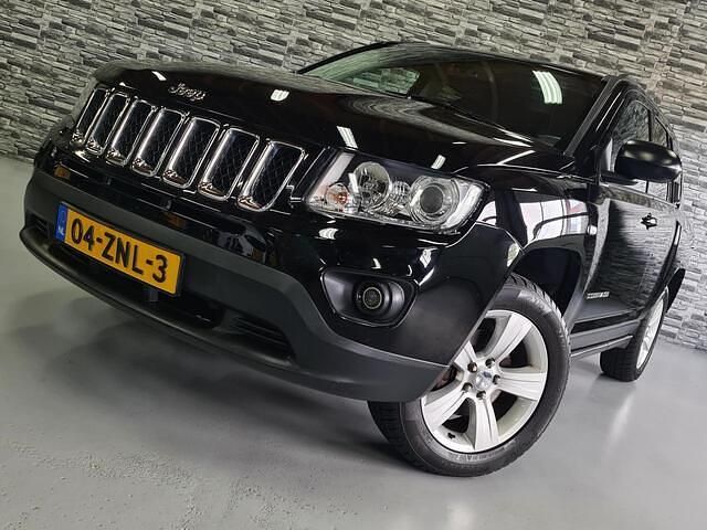 Zwart Gebruikt 2013 Jeep Compass Sport SUV | € 9.995 (Iets duurder) - Afbeelding 1/4