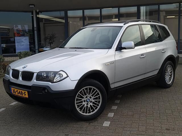 Grey metallic Gebruikt 2005 BMW X3 Executive SUV | € 7.250 (Iets duurder) - Afbeelding 1/4