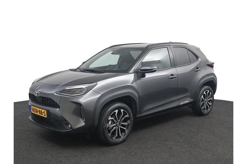 Grijs Nieuw 2025 Toyota Yaris Hybrid SUV | € 32.950 (Eerlijke prijs) - Afbeelding 1/1