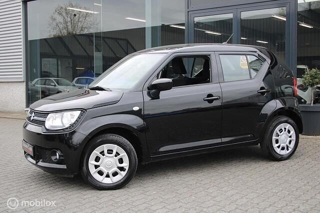 Occasion Suzuki Ignis Comfort 90 PK (66 kW) 2019 Zwart (metallic) SUV