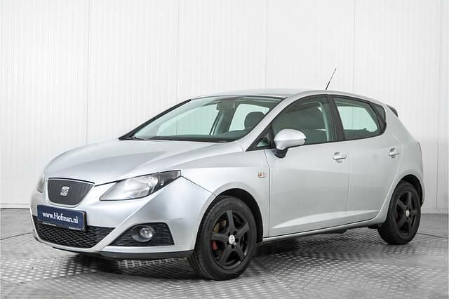 Grijs Gebruikt 2012 Seat Ibiza Copa Hatchback | € 2.490 (Eerlijke prijs) - Afbeelding 1/4