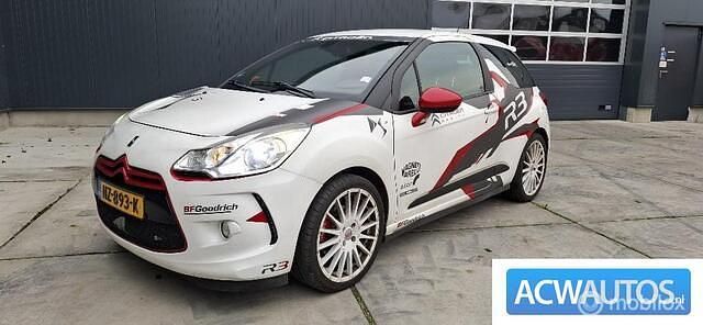 Zwart Gebruikt 2011 Citroën DS3 Sport Chic Hatchback | € 3.500 (Eerlijke prijs) - Afbeelding 1/4