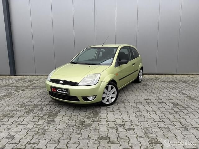 Groen Occasion 2005 Ford Fiesta Futura Hatchback | € 1.250 (Goede deal) - Afbeelding 1/4