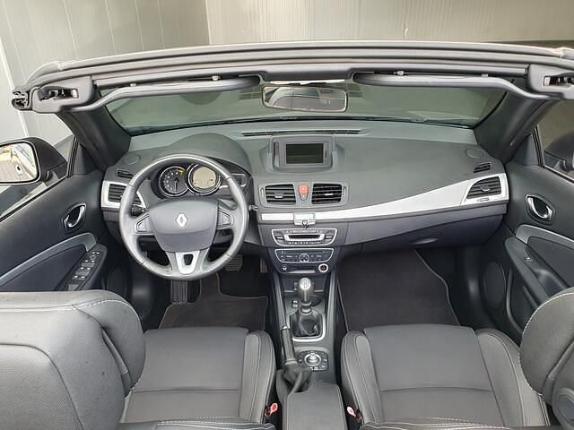 Occasion Renault Mégane Cabriolet Dynamique 131 PK (96 kW) 2012 Grijs Cabriolet