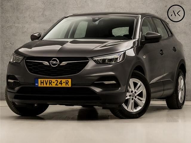 Grijs, metallic lak Gebruikt 2021 Opel Grandland X Sport SUV | € 18.945 (Super prijs) - Afbeelding 1/4