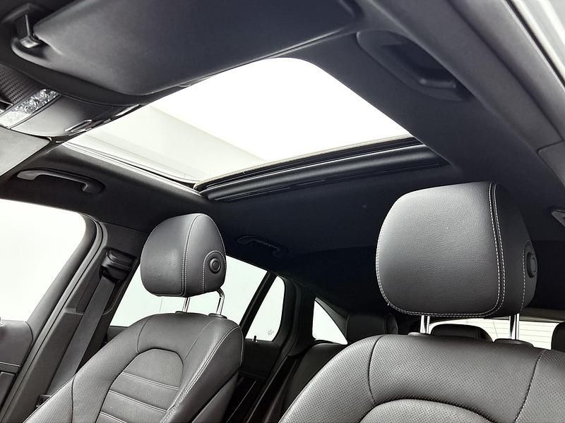 Occasion Mercedes EQC400 AMG line 300 kW (409 PK) 2020 Grijs SUV