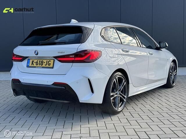 Occasion BMW 118 Executive 136 PK (100 kW) 2021 Wit Hatchback