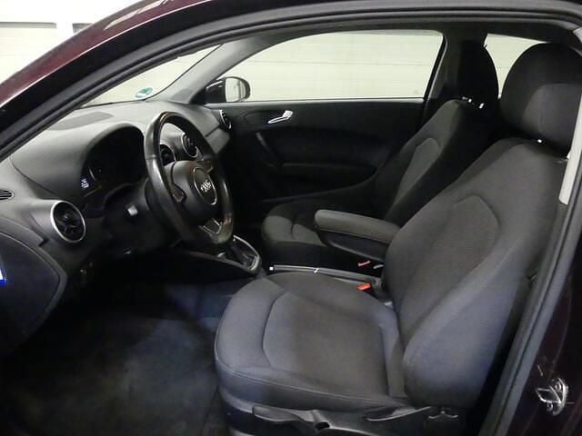 Occasion Audi A1 Ambition 123 PK (90 kW) 2010 Paars Hatchback