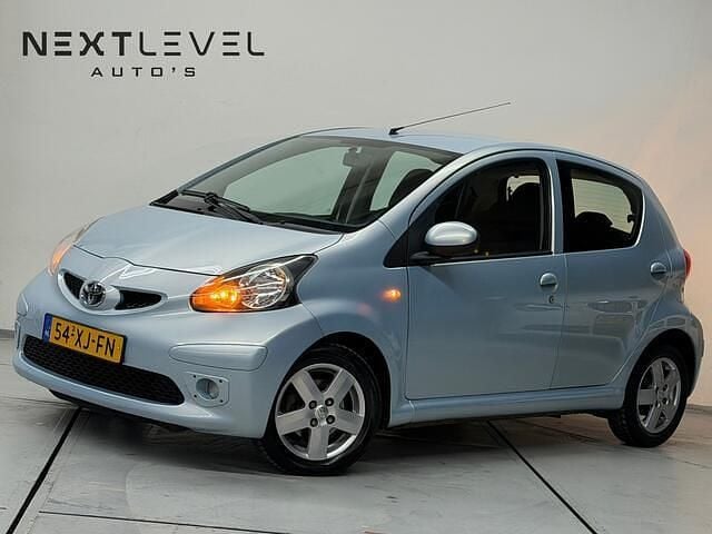 Occasion Toyota Aygo Sport 68 PK (50 kW) 2007 Blauw Hatchback
