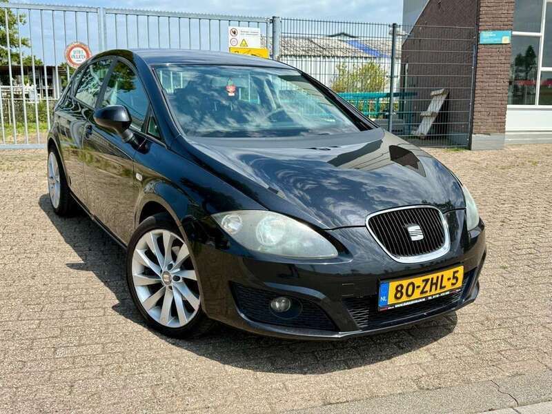 Gebruikt 2011 Seat Leon Style MPV | € 3.250 (Super prijs) - Afbeelding 1/4