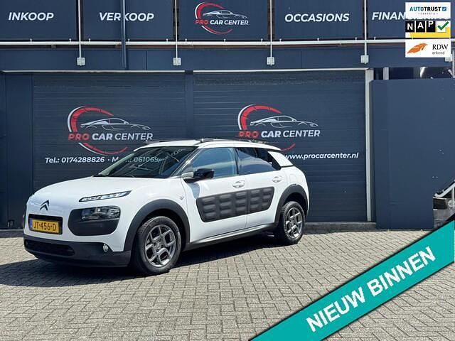 Wit, metallic lak Gebruikt 2016 Citroën C4 Cactus PureTech Hatchback | € 8.500 (Eerlijke prijs) - Afbeelding 1/4
