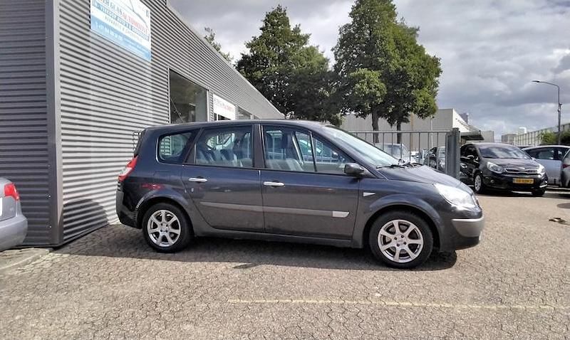 Occasion Renault Grand Scénic II Luxe 2005 Grijs (metallic) MPV