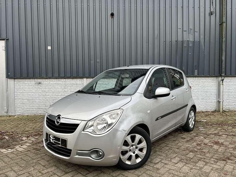 Grijs Gebruikt 2010 Opel Agila Edition Stationwagen | € 3.149 - Afbeelding 1/4