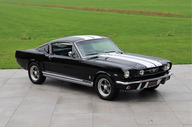 Zwart Gebruikt 1966 Ford Mustang Fastback | € 62.500 - Afbeelding 1/4