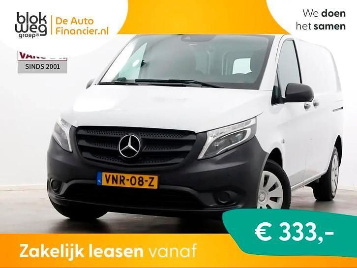 Gebruikt 2022 Mercedes R500 MPV | € 19.950 - Afbeelding 1/2