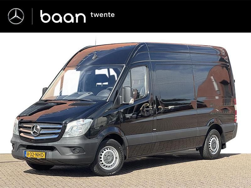 Zwart Gebruikt 2017 Mercedes Sprinter Van | € 18.750 (Duur) - Afbeelding 1/4